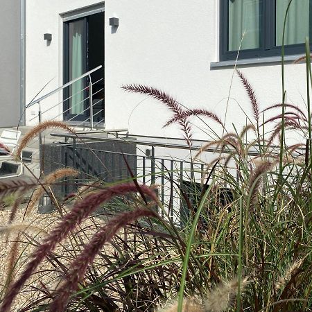 Modernes Apartment, Terrasse Und Garten Am Lilienthalpark Im Suedwesten Berlins 外观 照片
