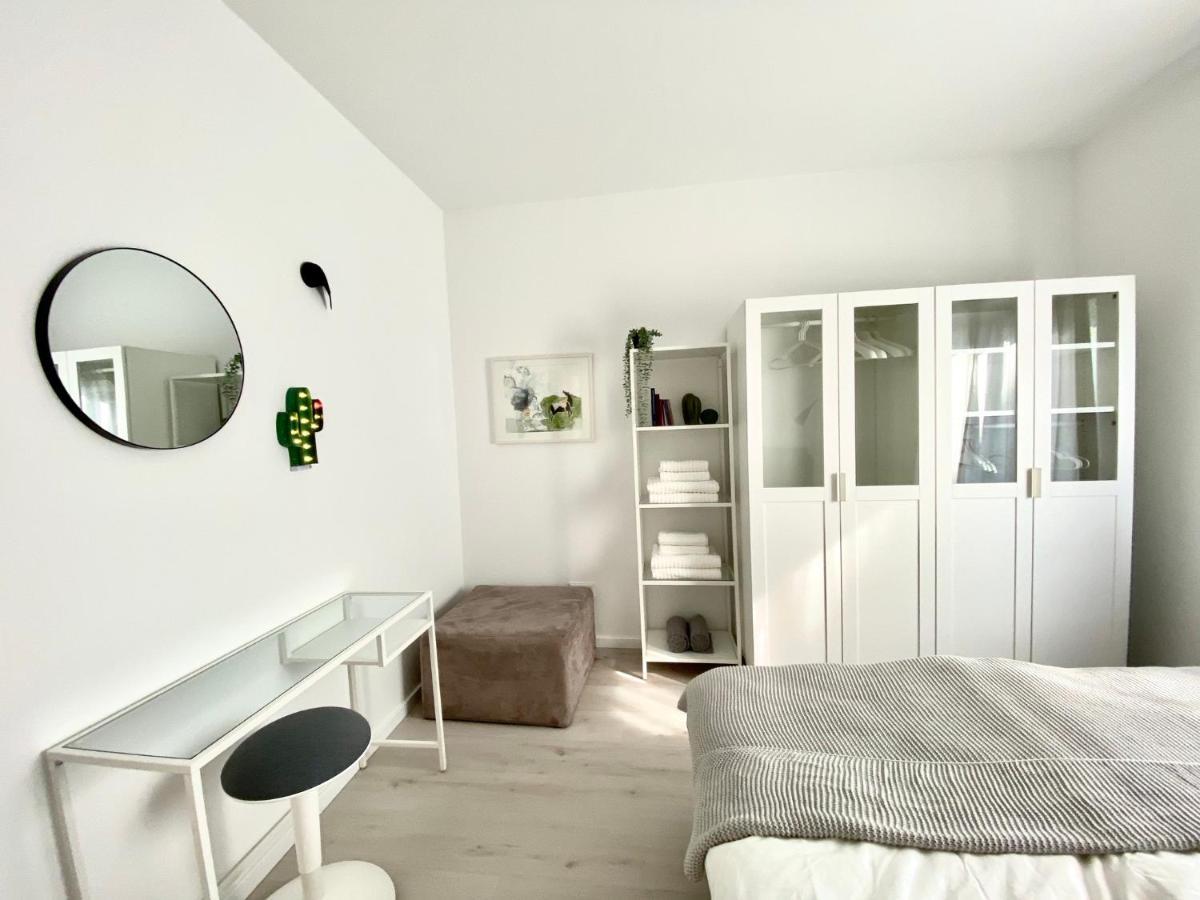 Modernes Apartment, Terrasse Und Garten Am Lilienthalpark Im Suedwesten Berlins 外观 照片