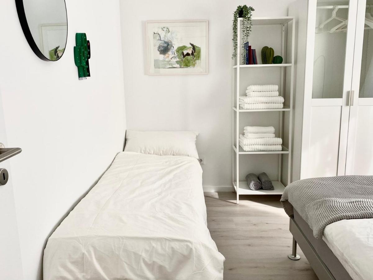 Modernes Apartment, Terrasse Und Garten Am Lilienthalpark Im Suedwesten Berlins 外观 照片