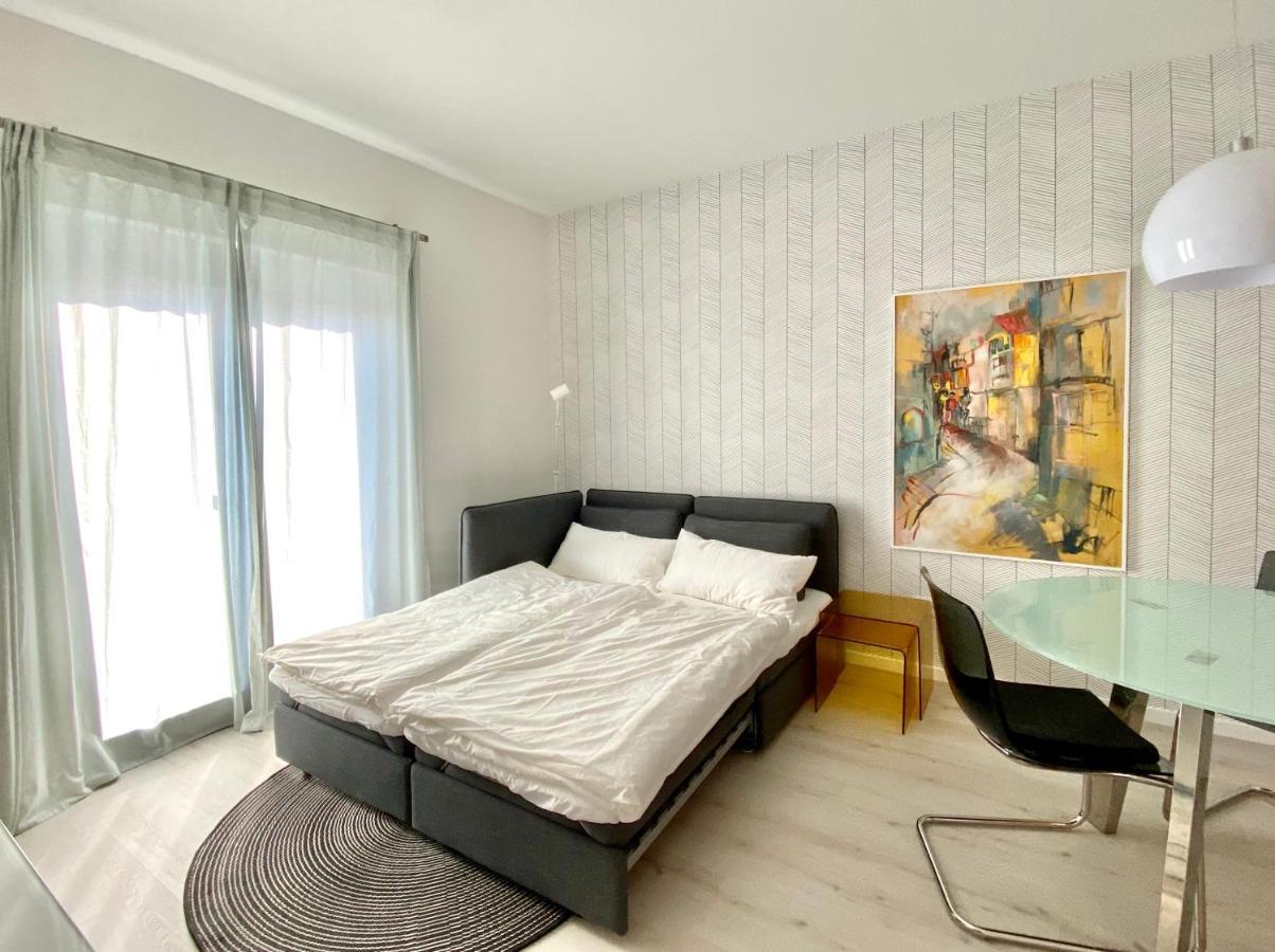 Modernes Apartment, Terrasse Und Garten Am Lilienthalpark Im Suedwesten Berlins 外观 照片